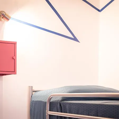 Orsa Maggiore Hostel For Women Only-2